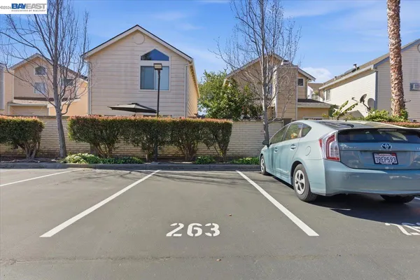 $525,000 | 39843 Cedar Boulevard, Unit 219, Newark, CA 94560