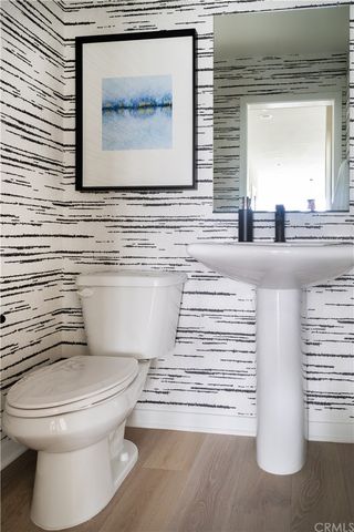 $904,794 | 340 Ford Road, Costa Mesa, CA 92627