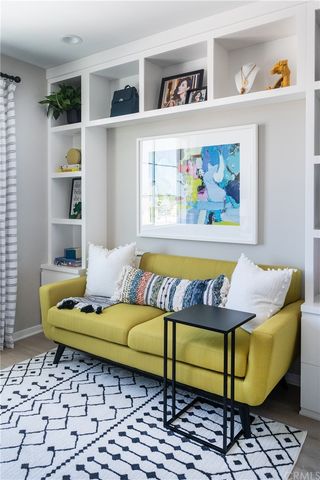 $904,794 | 340 Ford Road, Costa Mesa, CA 92627