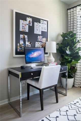 $904,794 | 340 Ford Road, Costa Mesa, CA 92627