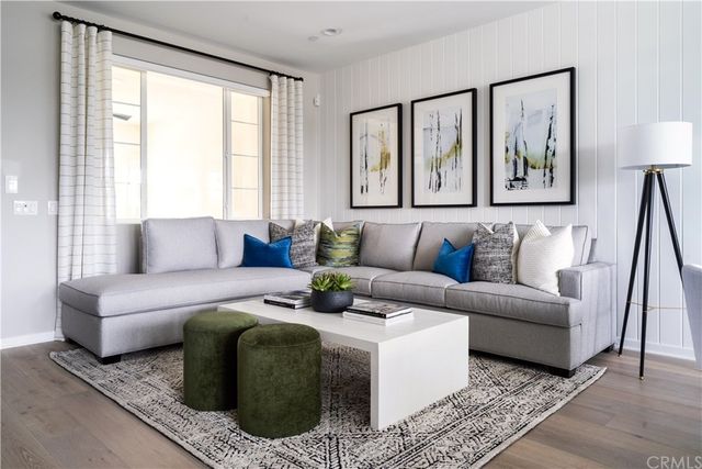 $904,794 | 340 Ford Road, Costa Mesa, CA 92627