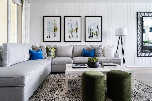 $904,794 | 340 Ford Road, Costa Mesa, CA 92627