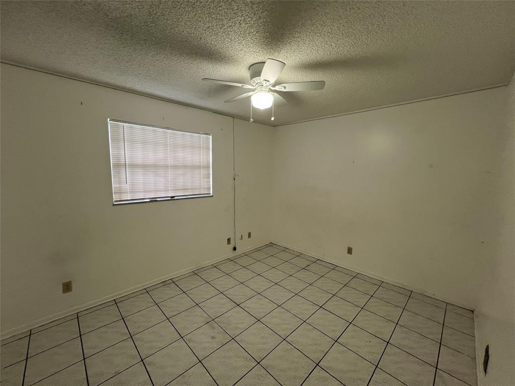 230 Southwest 1st Street, Unit G8 Pompano Beach, FL 33060 - Photo 7 of 21 Photo 7