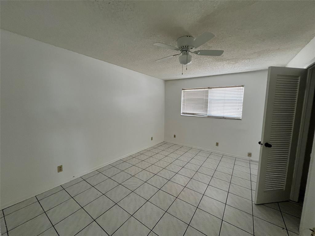 230 Southwest 1st Street, Unit G8 Pompano Beach, FL 33060 - Photo 8 of 21 Photo 8