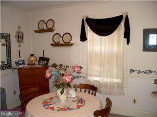 214 Beech Road Wallingford, PA 19086 - Photo 2 of 6