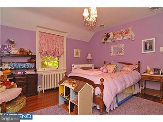 701 Brooke Road Wayne, PA 19087 - Photo 9 of 12 Bedroom - Main