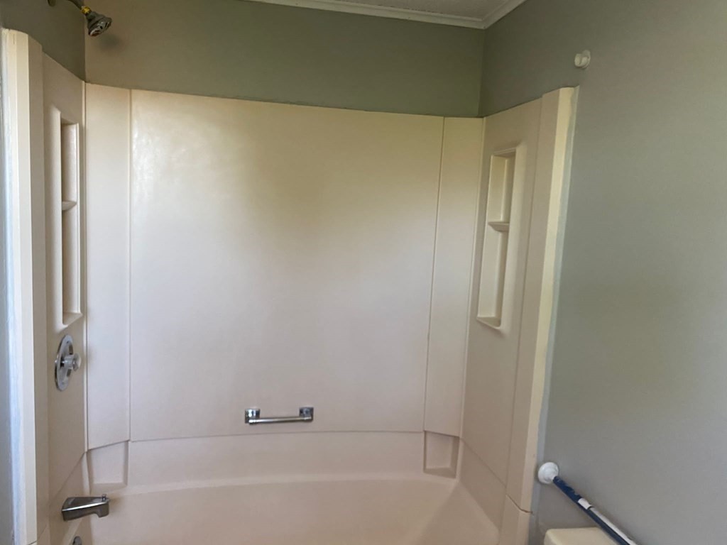 89 Crest Circle Worcester, MA 01603 - Photo 23 of 38