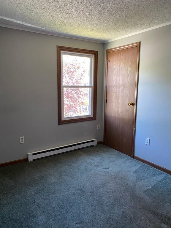 89 Crest Circle Worcester, MA 01603 - Photo 25 of 38