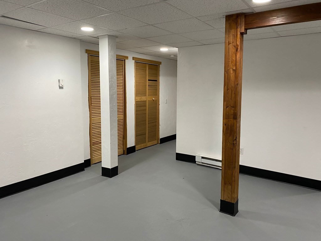 89 Crest Circle Worcester, MA 01603 - Photo 30 of 38