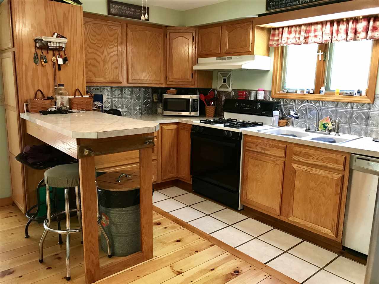 43 Valley Road North Berwick, ME 03906 - Photo 3 of 31