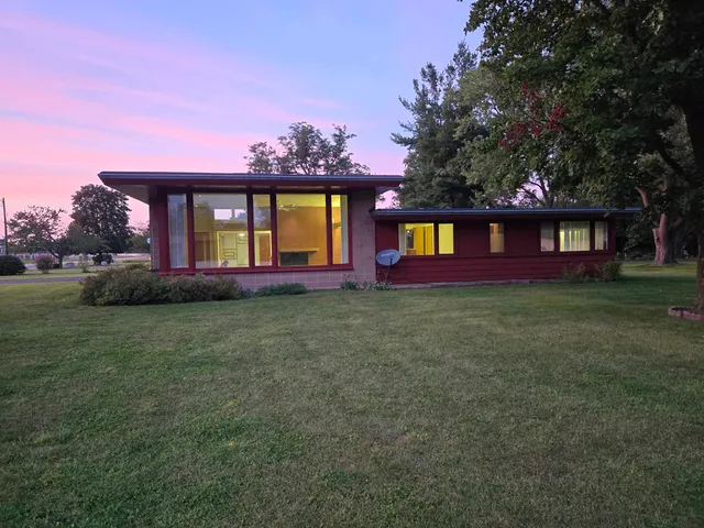 $265,000 | N502 1st Center Avenue, Brodhead, WI 53520