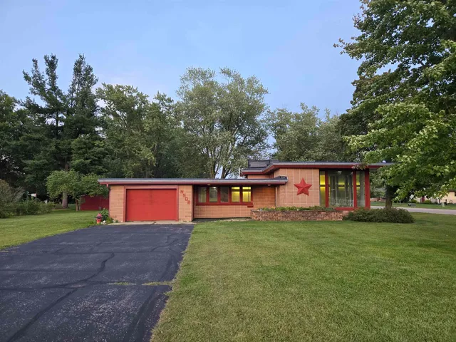 $265,000 | N502 1st Center Avenue, Brodhead, WI 53520