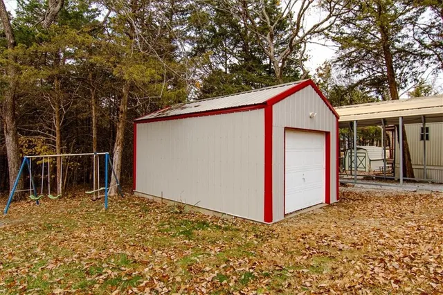 $275,000 | 30695 Uu Highway, Warsaw, MO 65355