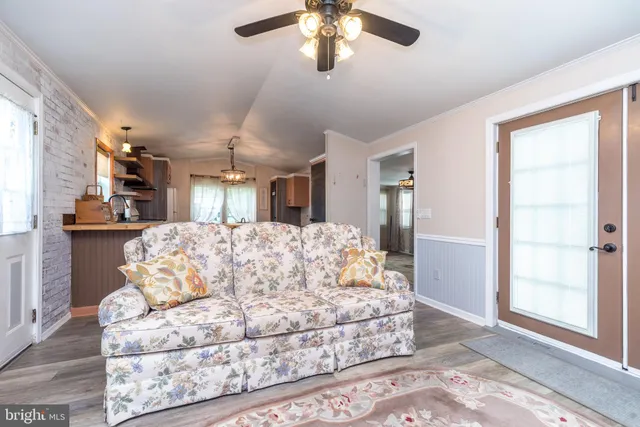 $219,900 | 25 Chestnut Court East, Lansdale, PA 19446