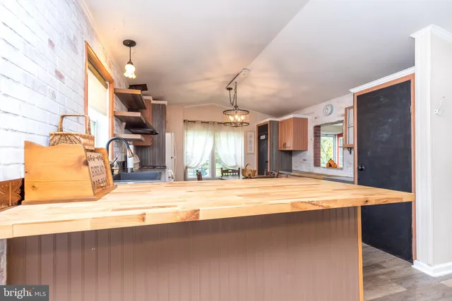 $219,900 | 25 Chestnut Court East, Lansdale, PA 19446