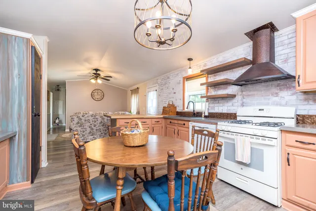 $219,900 | 25 Chestnut Court East, Lansdale, PA 19446