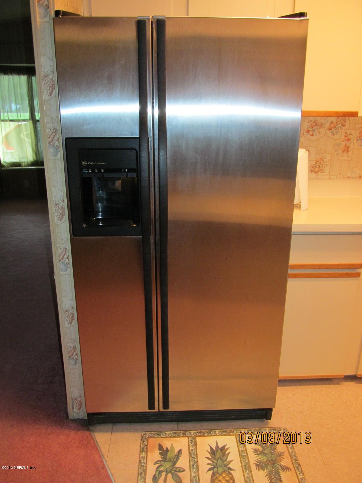 157 Jaffa Road Crescent City, FL 32112 - Photo 11 of 24 Stainless Refrigerator