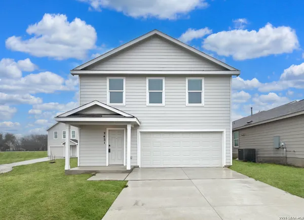 $1,695 | 2421 Sweet Olive, New Braunfels, TX 78130