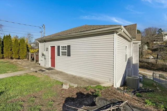 $1,950 | 1002 Boylston Street, Chattanooga, TN 37405