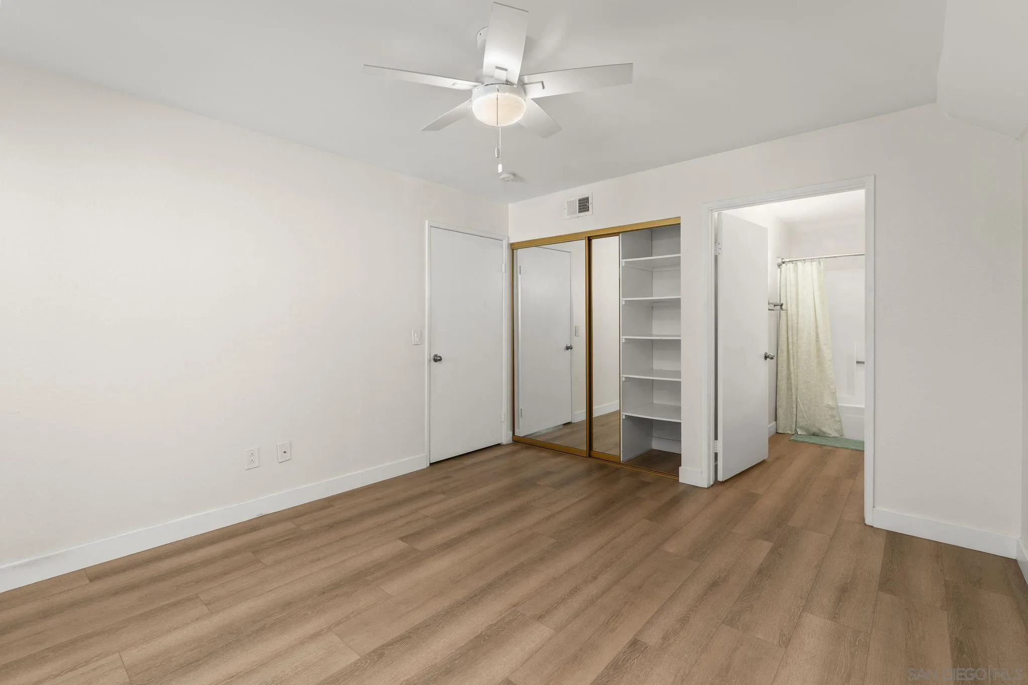 6171 Rancho Mission Road, Unit 208 San Diego, CA 92108 - Photo 22 of 40