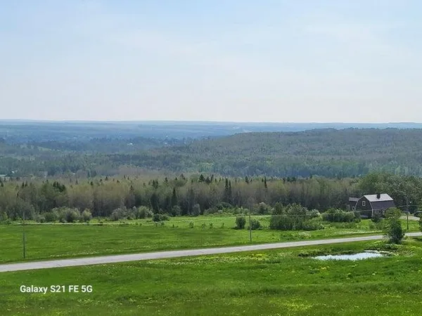 $165,000 | 147 Lake Road, Van Buren, ME 04785