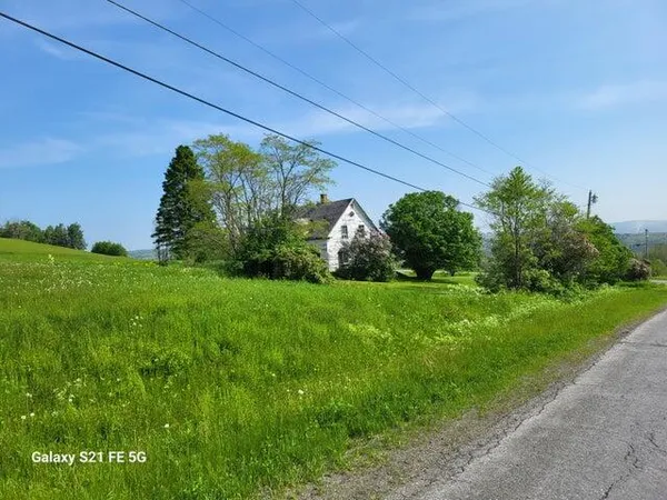 $165,000 | 147 Lake Road, Van Buren, ME 04785