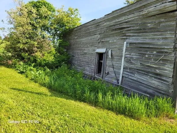 $165,000 | 147 Lake Road, Van Buren, ME 04785
