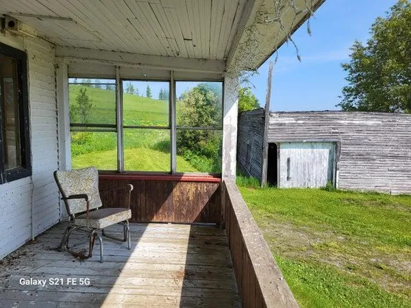 $165,000 | 147 Lake Road, Van Buren, ME 04785