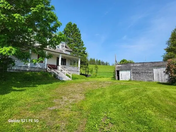 $165,000 | 147 Lake Road, Van Buren, ME 04785