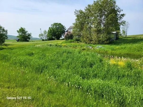 $165,000 | 147 Lake Road, Van Buren, ME 04785
