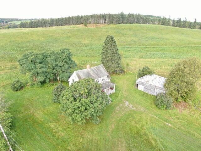 147 Lake Road Van Buren, ME 04785 - Photo 7 of 57 20251105180300522375000000-o