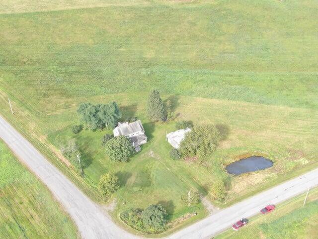 147 Lake Road Van Buren, ME 04785 - Photo 9 of 57 20251105180259351661000000-o
