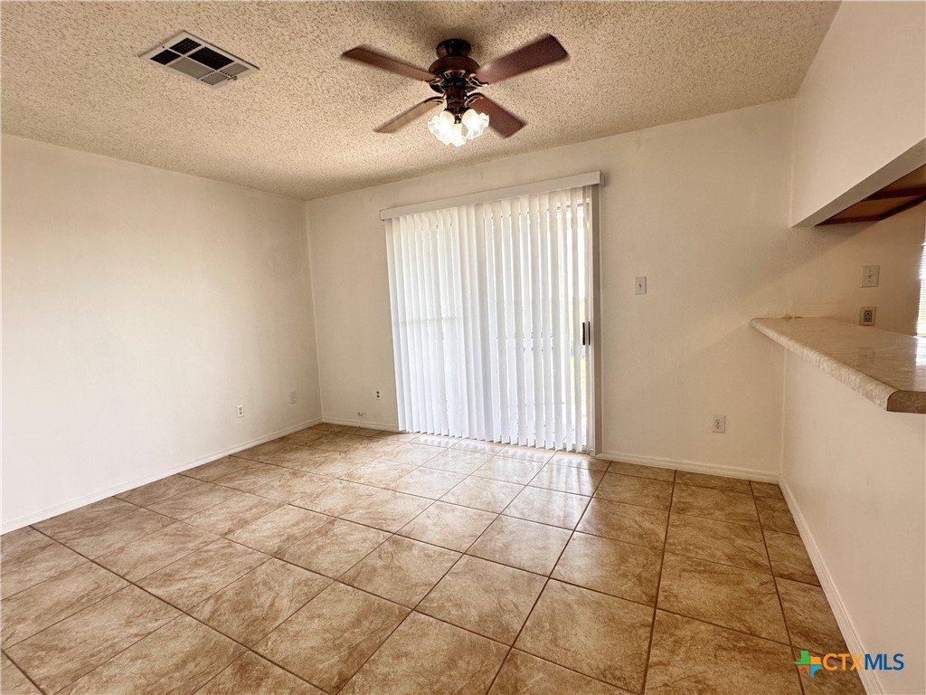 156 Stockmen Maxwell, TX 78656 - Photo 6 of 17 Gallery Image 6