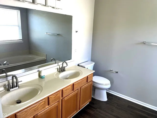 $2,750 | 5761 Cantigny Way South, Carmel, IN 46033