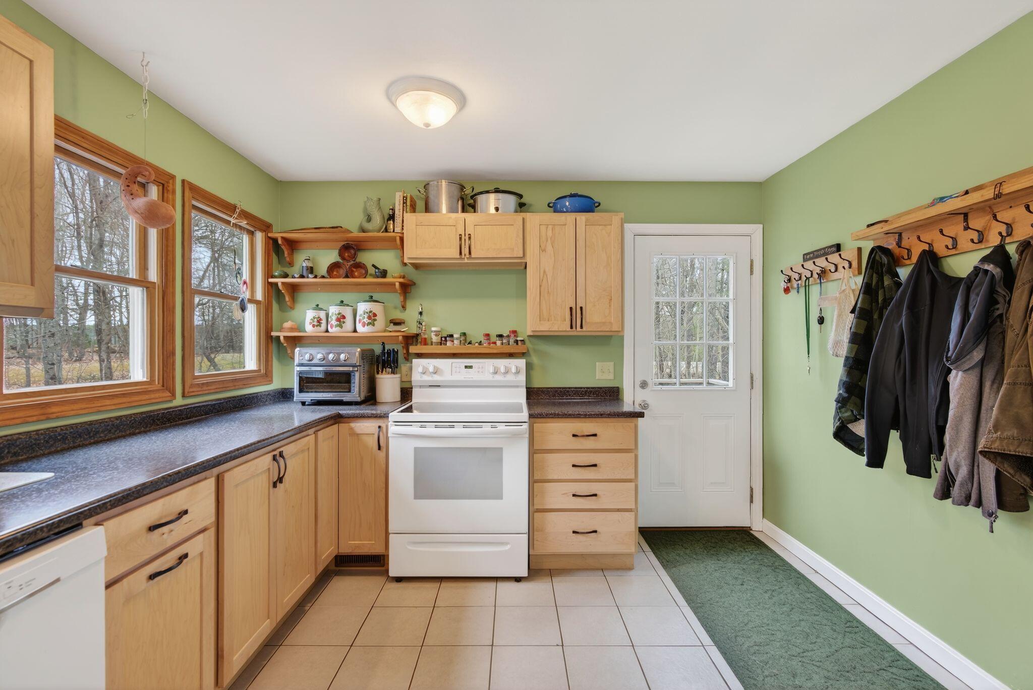 33 Old Ferry Road Wiscasset, ME 04578 - Photo 12 of 41 33 Old Ferry Rd
