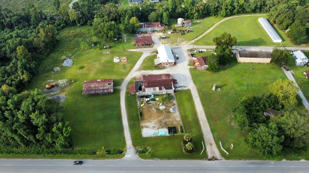 506 East George Street St. George, SC 29477 - Photo 1 of 5 FS1