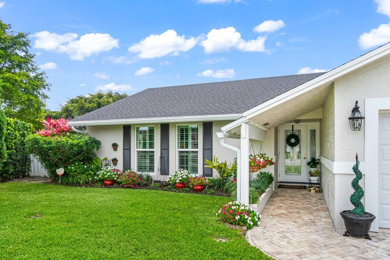 21595 Plum Road Boca Raton, FL 33433 - Photo 4 of 42 Photo 4