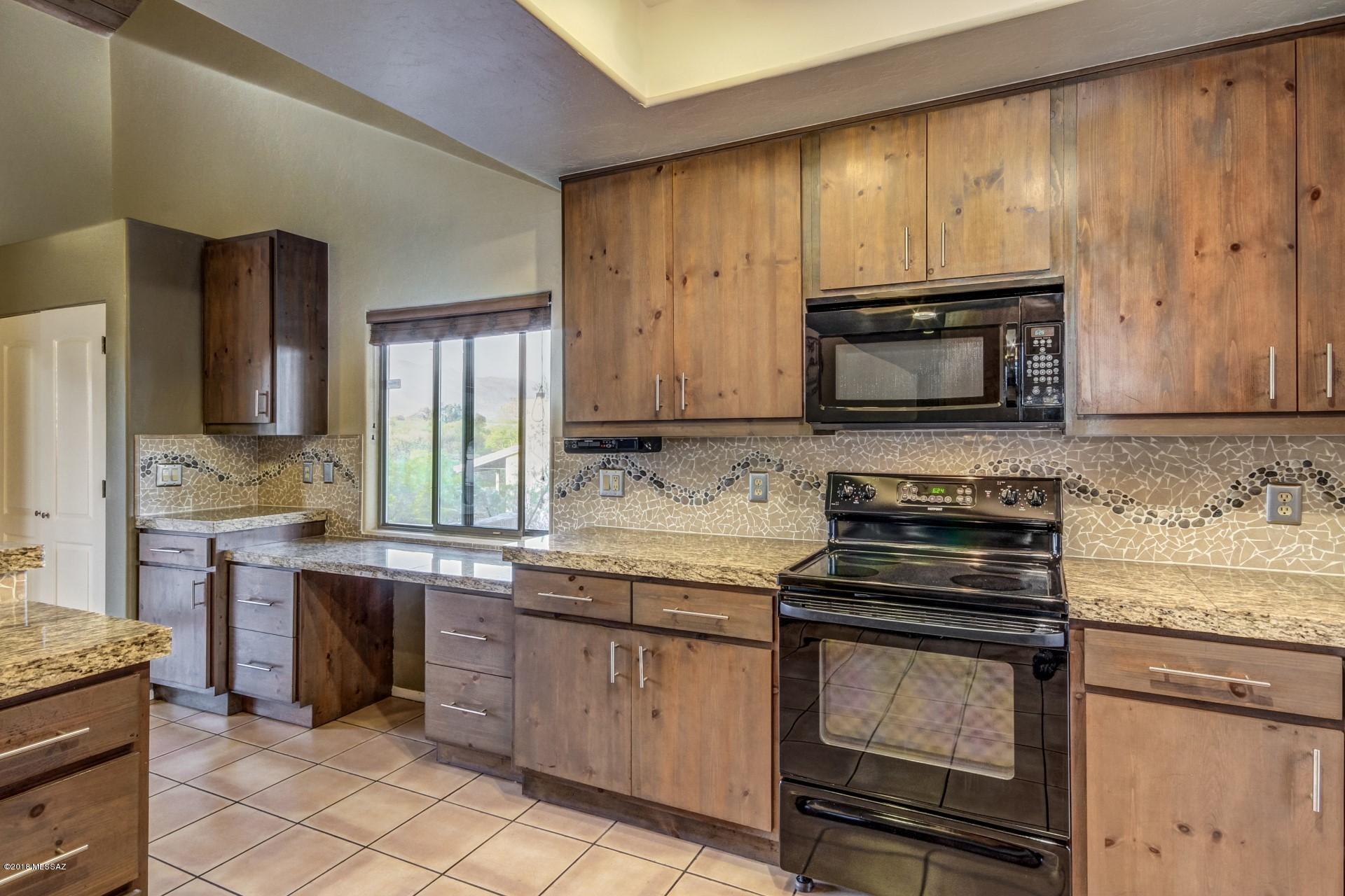 4510 North Bear Canyon Road Tucson, AZ 85749 - Photo 29 of 50