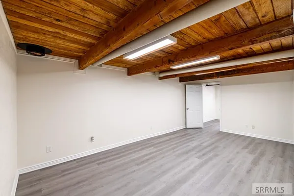 $327,000 | 2710 East 17th Street, Ammon, ID 83406