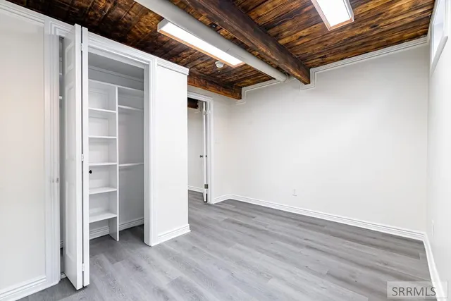 $343,000 | 2710 East 17th Street, Ammon, ID 83406