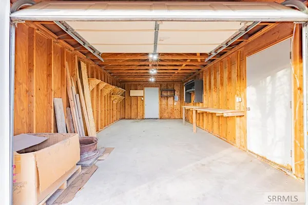 $327,000 | 2710 East 17th Street, Ammon, ID 83406