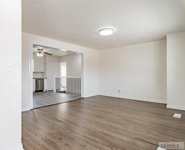 $343,000 | 2710 East 17th Street, Ammon, ID 83406