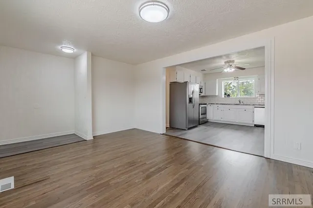 $343,000 | 2710 East 17th Street, Ammon, ID 83406