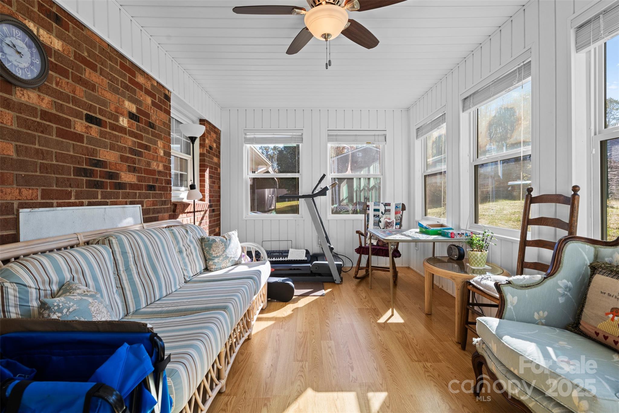 2598 Conner Circle Lenoir, NC 28645 - Photo 12 of 44 a living room with furniture