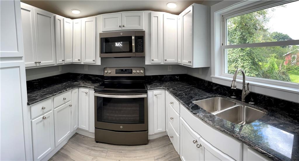 10 Ramsey Road Washington, PA 15301 - Photo 3 of 25 Gallery Image 3