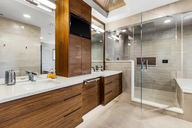 $2,999,999 | 6505 North Knox Avenue, Lincolnwood, IL 60712