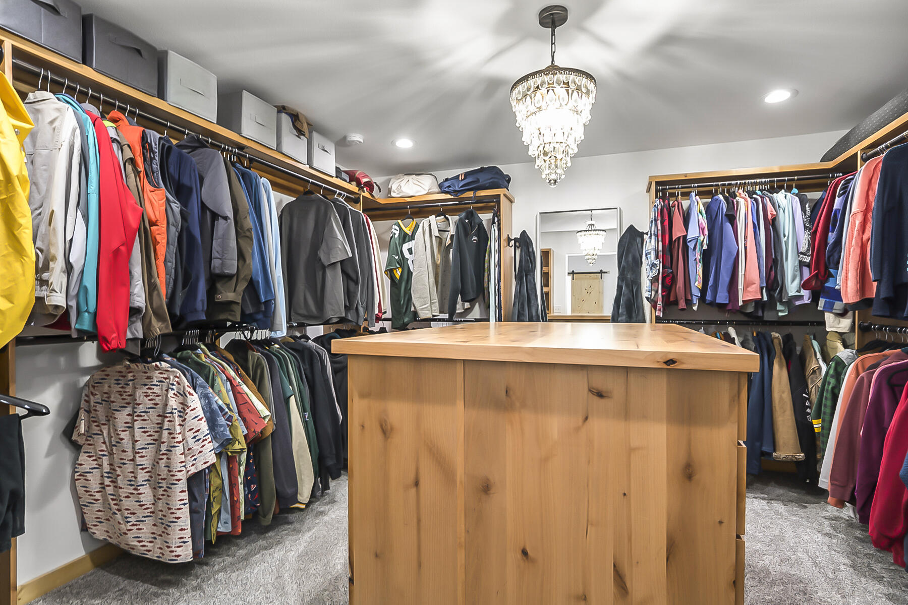 17246 Tholstrup Road Bend, OR 97707 - Photo 19 of 55 Fantastic walk-in closet