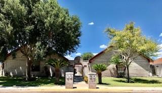 2213 West Candlelight Lane, Unit 4 Edinburg, TX 78541 - Photo 2 of 15 View of ranch-style home