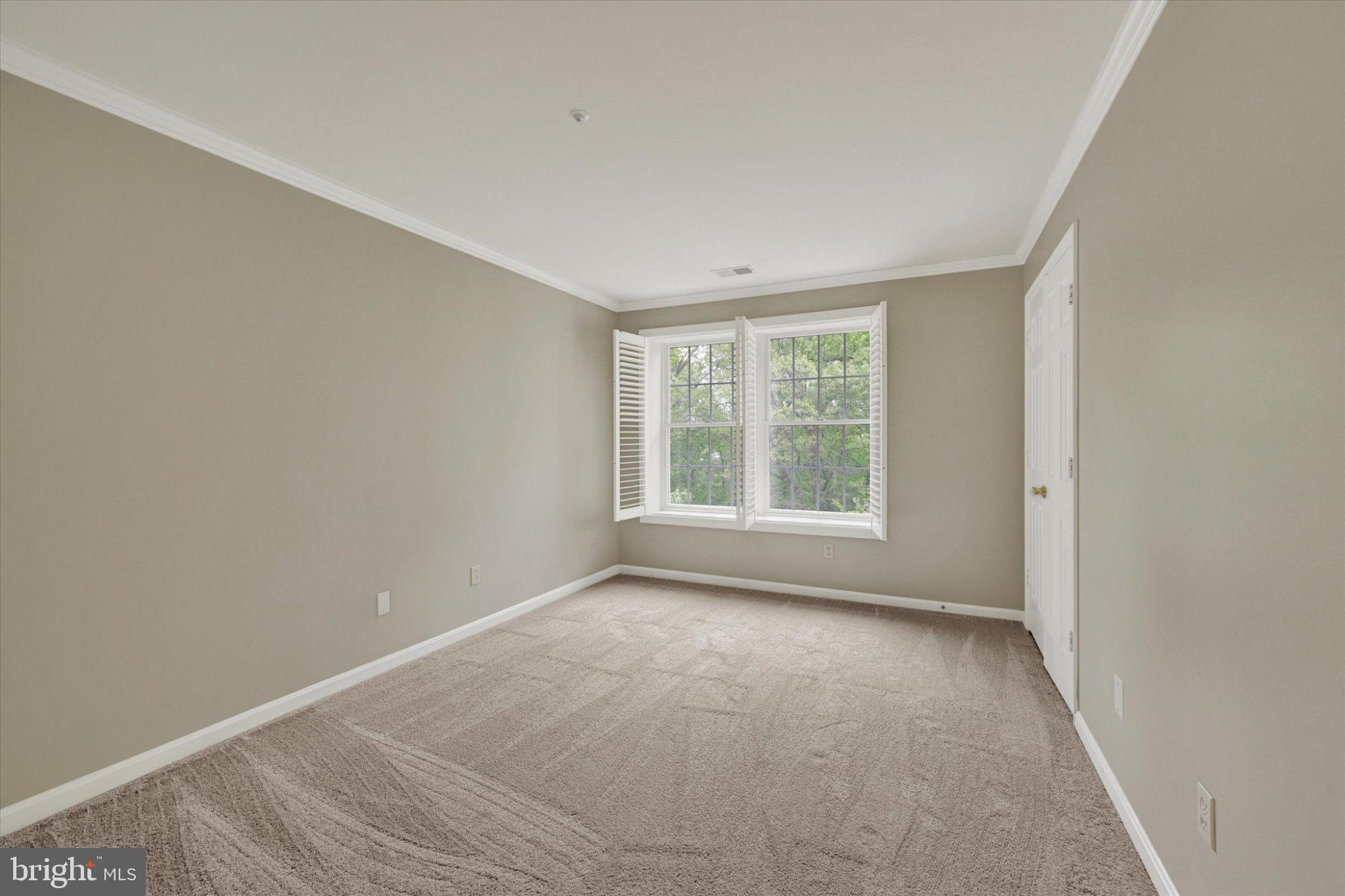 12310 Rosslare Ridge Road, Unit 405 Lutherville-Timonium, MD 21093 - Photo 21 of 36 Bright and airy blank canvas awaits.
