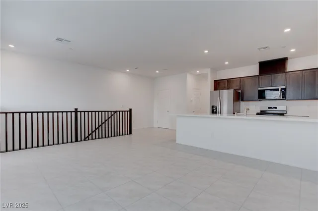 $1,800 | 618 Bellus Place, Henderson, NV 89015